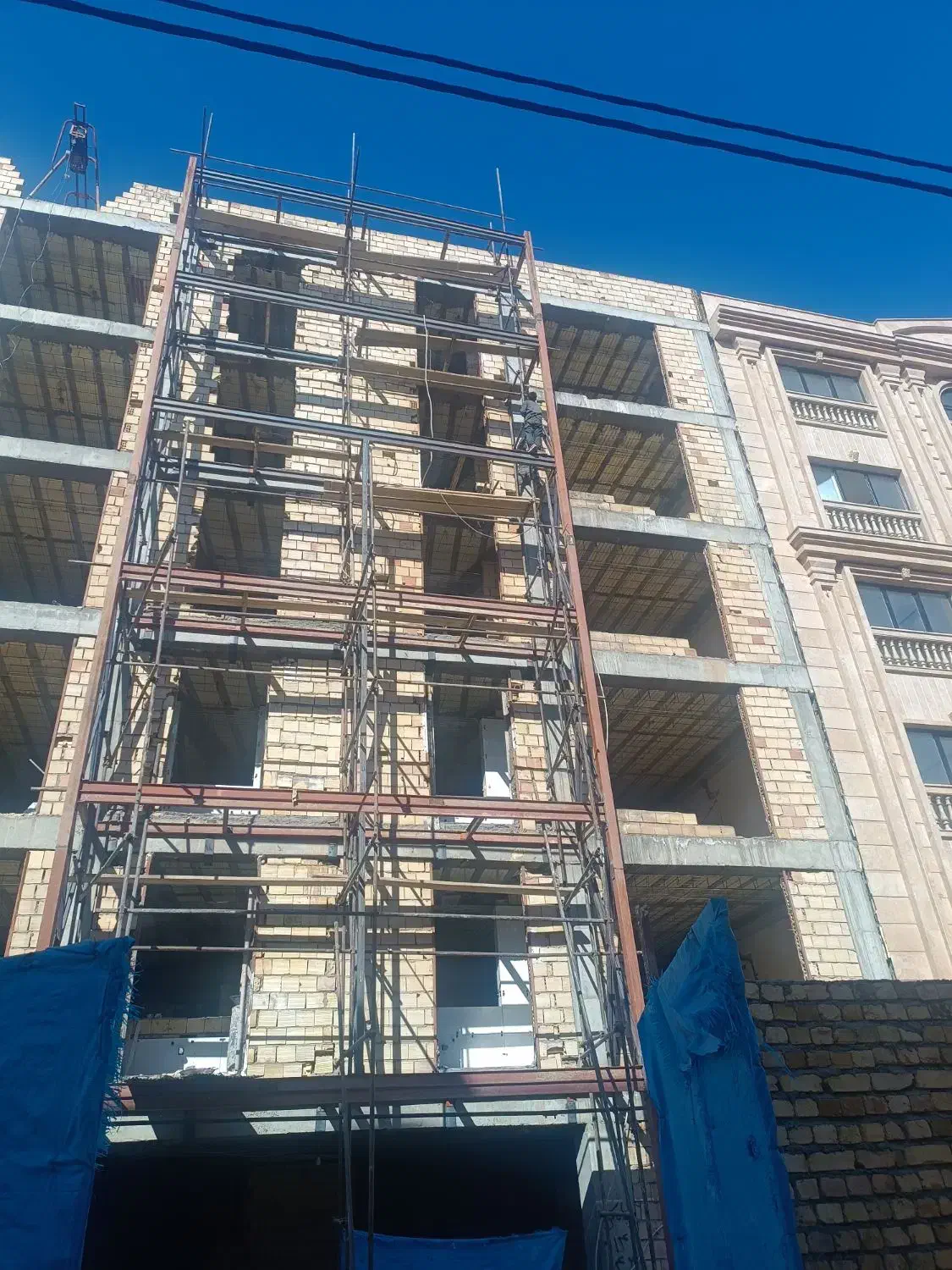 جوشکاری اسکلت و نما ساختمان|خدمات پیشه و مهارت|سمنان, |دیوار