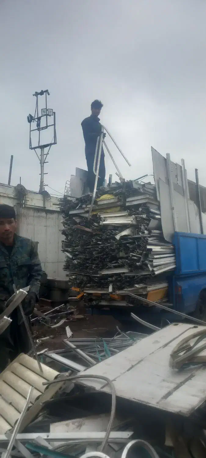 فروشی خریدار درب پنجره الوم پی وی سی خرید dus|عمدهفروشی|تهران, منیریه|دیوار