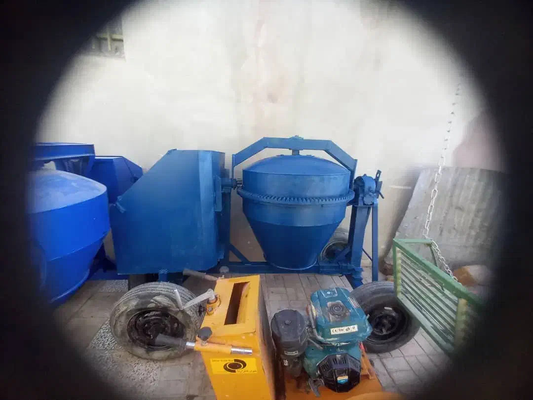 خلاطه بتونیر میکسر گازوئیلی دیزل|ماشین‌آلات صنعتی|اصفهان, کشاورزی|دیوار