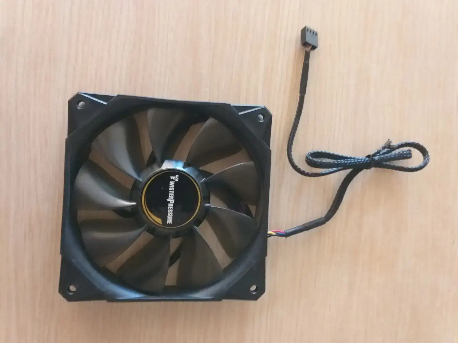 فن کیس ENERMAX|قطعات و لوازم جانبی رایانه|تبریز, |دیوار