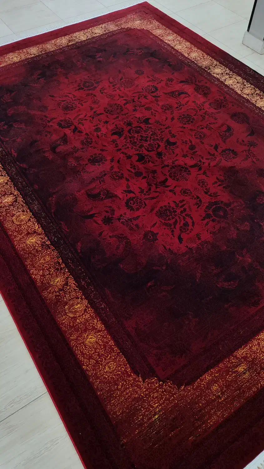 وینتیج قرمز جدید|فرش|خرم‌آباد, |دیوار