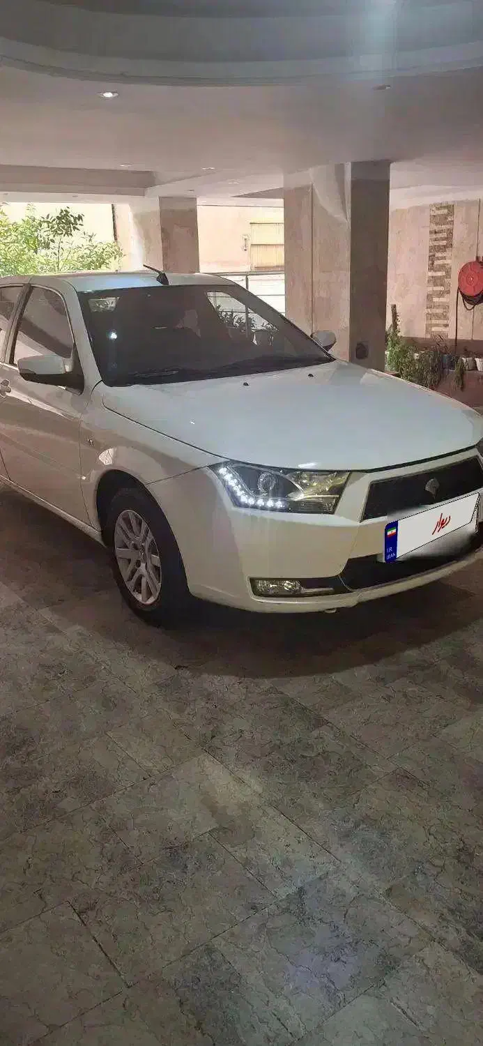 دنا سفید ef7 مدل ۹۶ در حد ، کم کار واقعی|خودرو سواری و وانت|تهران, جنتآباد مرکزی|دیوار