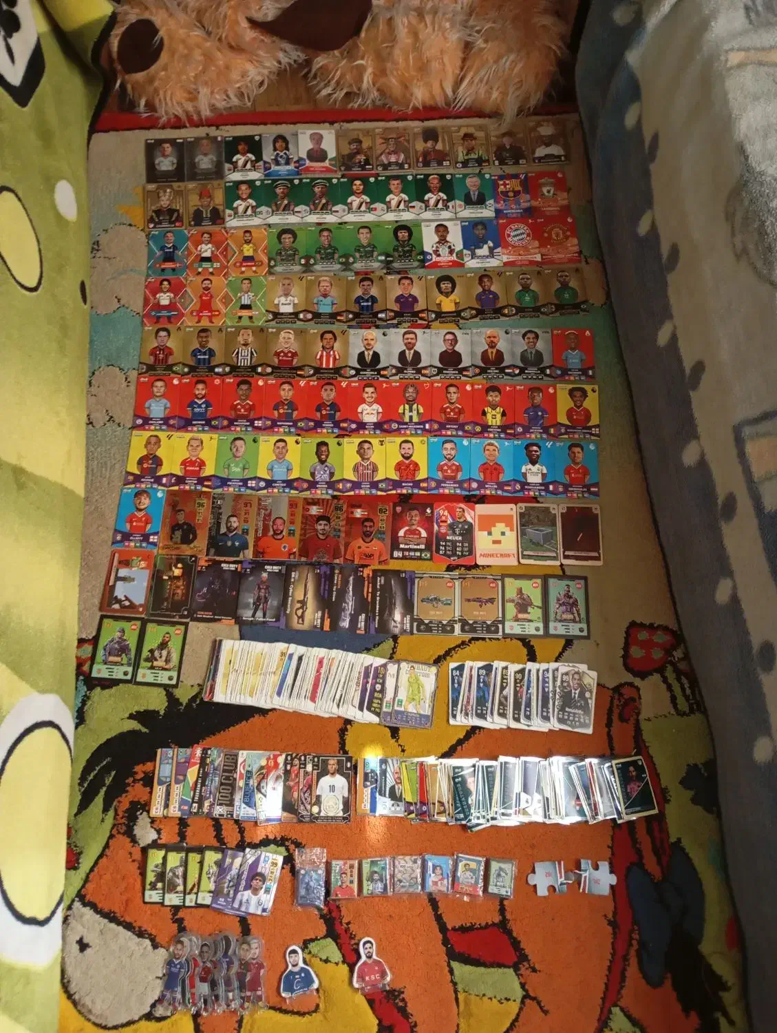 کارت فوتبال|کلکسیون و سرگرمی|اندیشه, اندیشه فاز ۳|دیوار