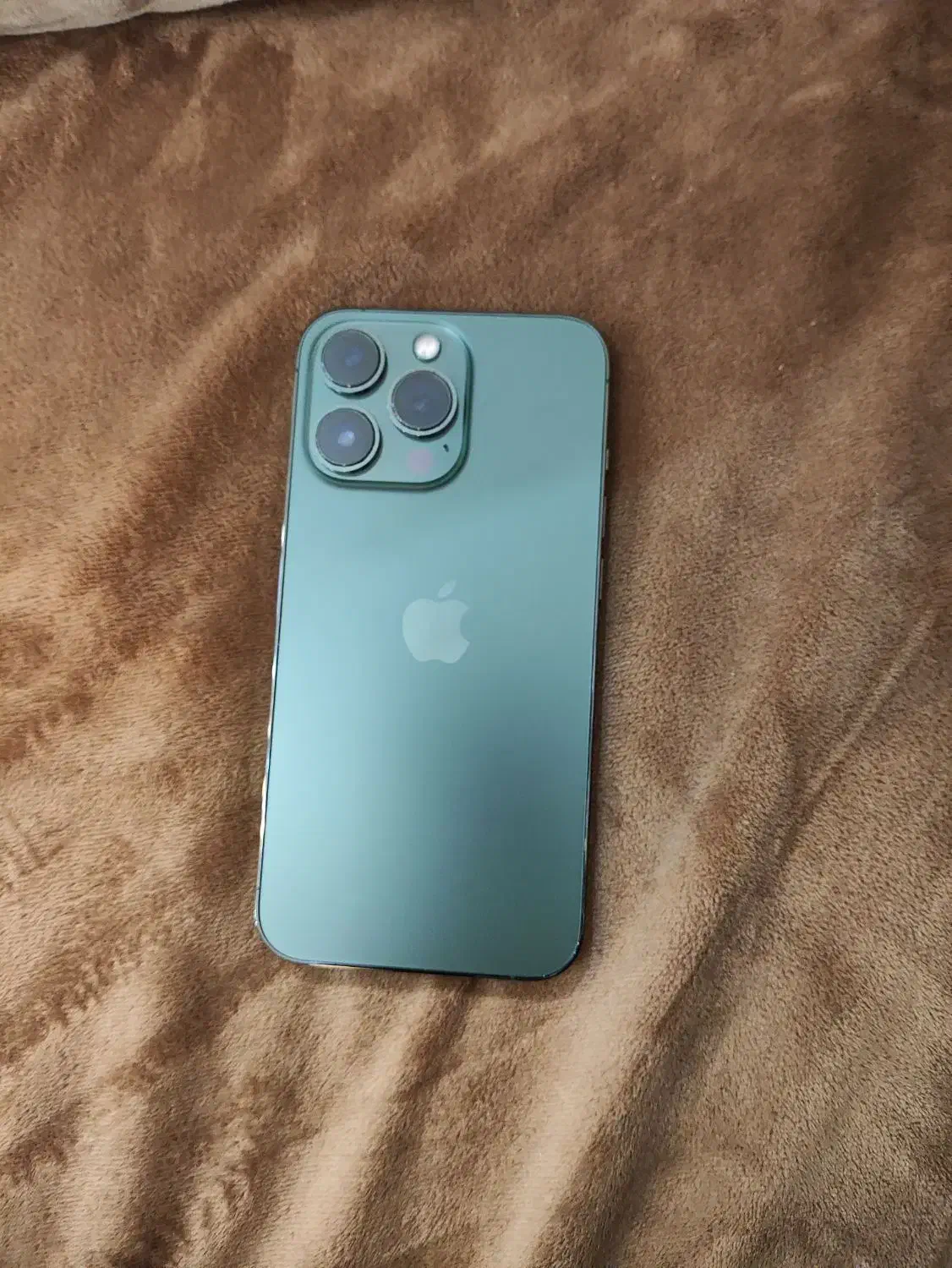 2 عدد گوشی آیفون اپل ( iphine apple )|موبایل|تهران, بهجت‌آباد|دیوار