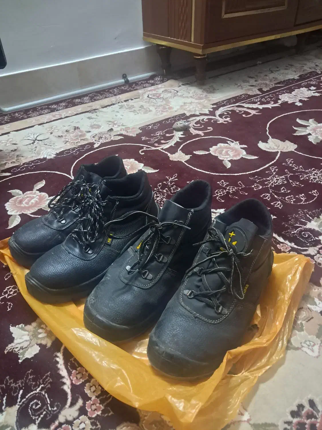 کفش کار سایز 41و42و44|کیف، کفش، کمربند|سمنان, |دیوار