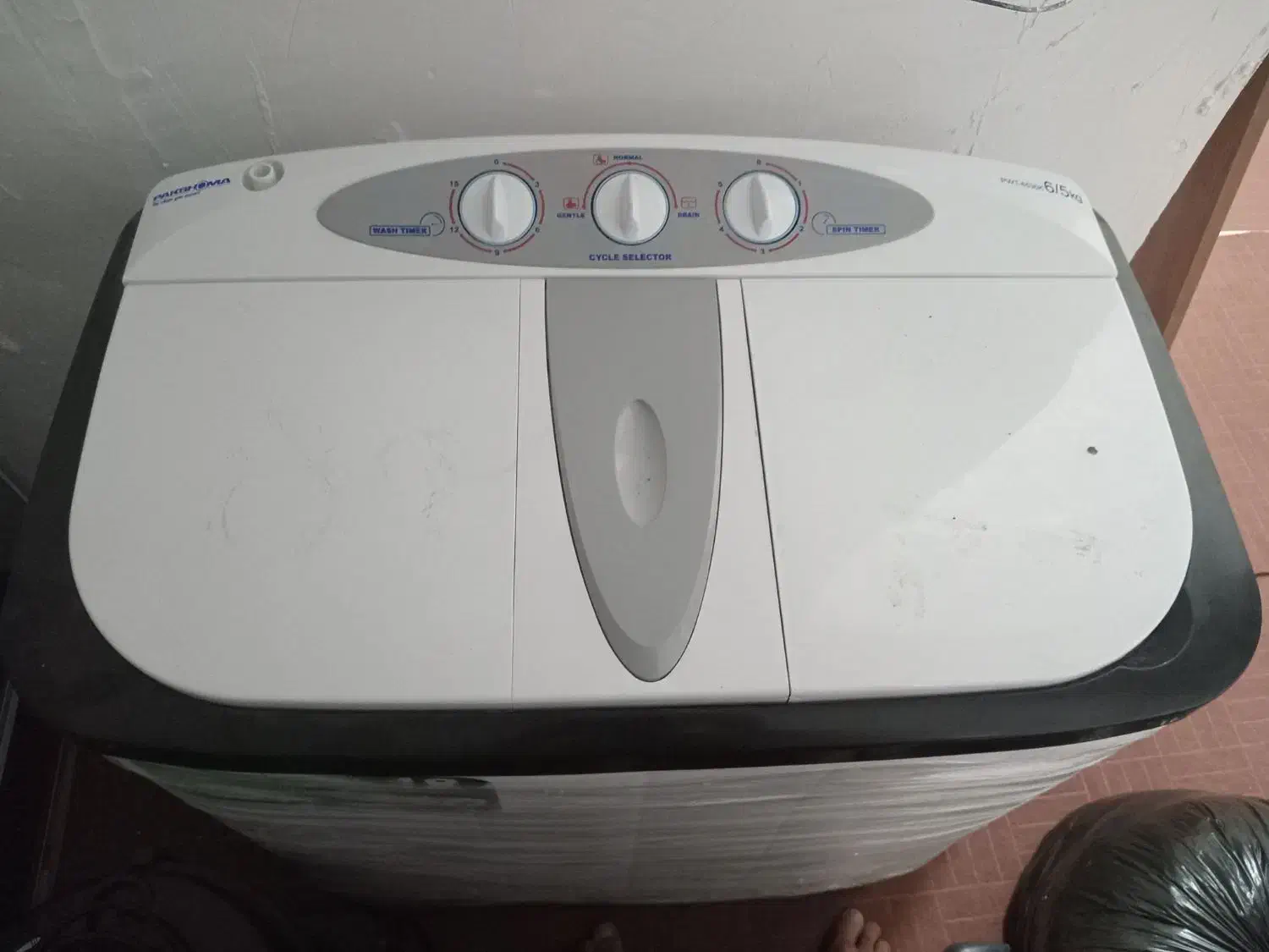 ماشین لباسشوی دوقلو|ماشین لباسشویی و خشک‌کن لباس|رودان, |دیوار