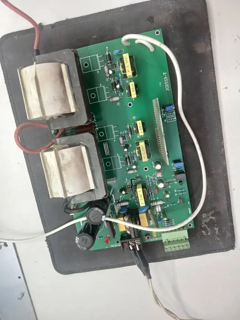 تعمیرات تخصصی شارژرباطری، اینورتر، UPS|فروشگاه و مغازه|لاهیجان, شیشه گران|دیوار