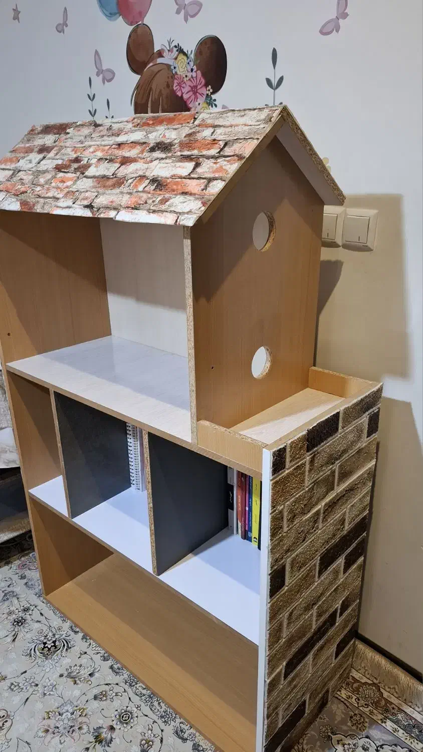 کتابخانه کلبه ای یا خانه عروسک باربی|کتابخانه، شلف، قفسه‌های دیواری|مشهد, نیروی هوایی|دیوار