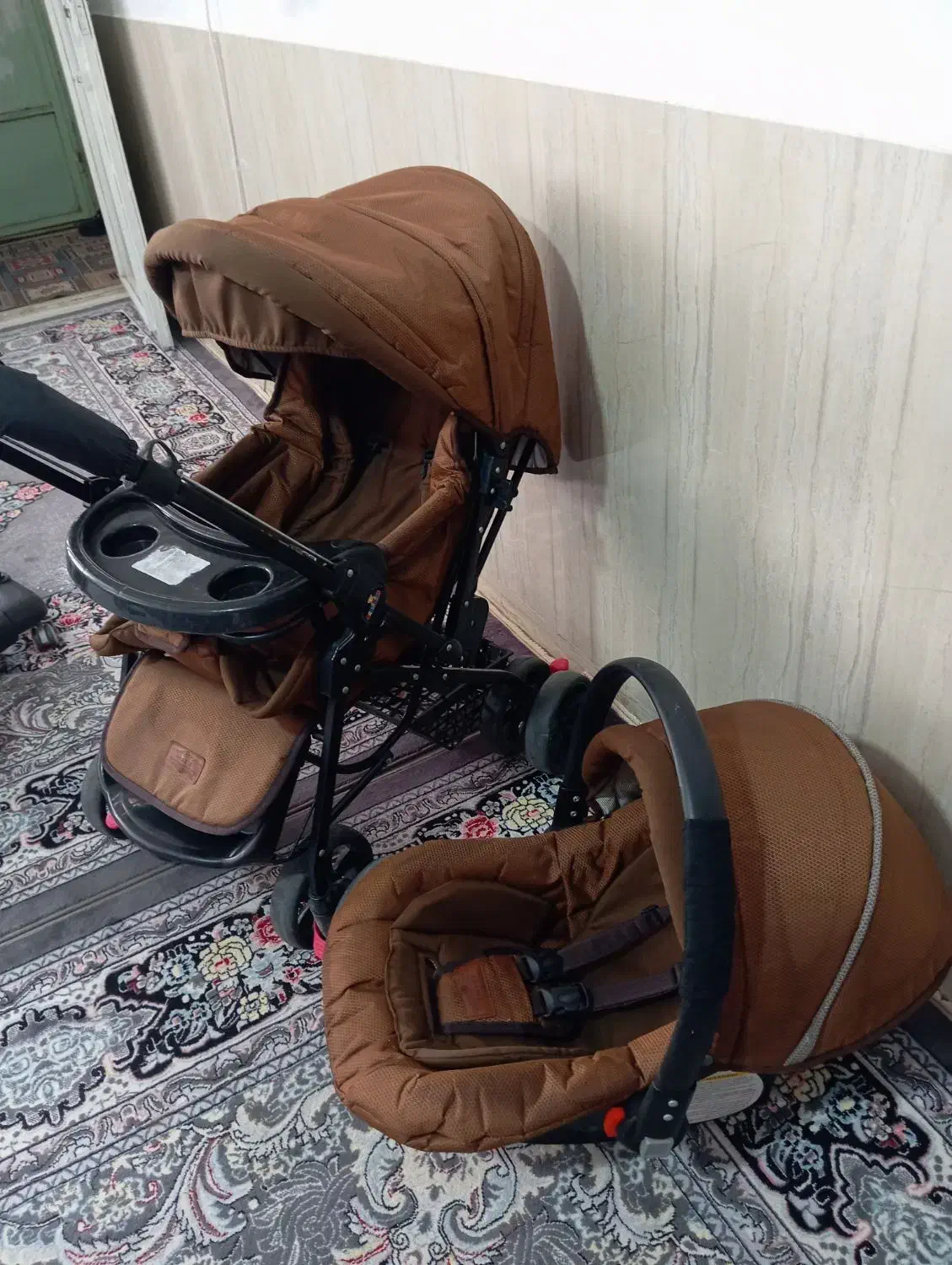 کالسکه و کریر|کالسکه و لوازم جانبی|ملک‌آباد, |دیوار