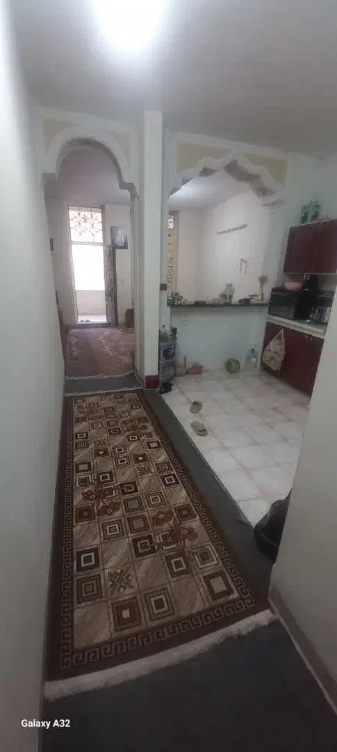 دوخواب/تراس دار/بر خیابان اصلی|اجارهٔ آپارتمان|شیراز, شهرک بزین|دیوار