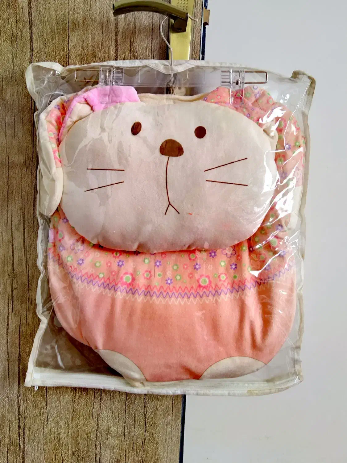 تشک و بالشت تعویض کودک|تشک تختخواب|مریوان, |دیوار