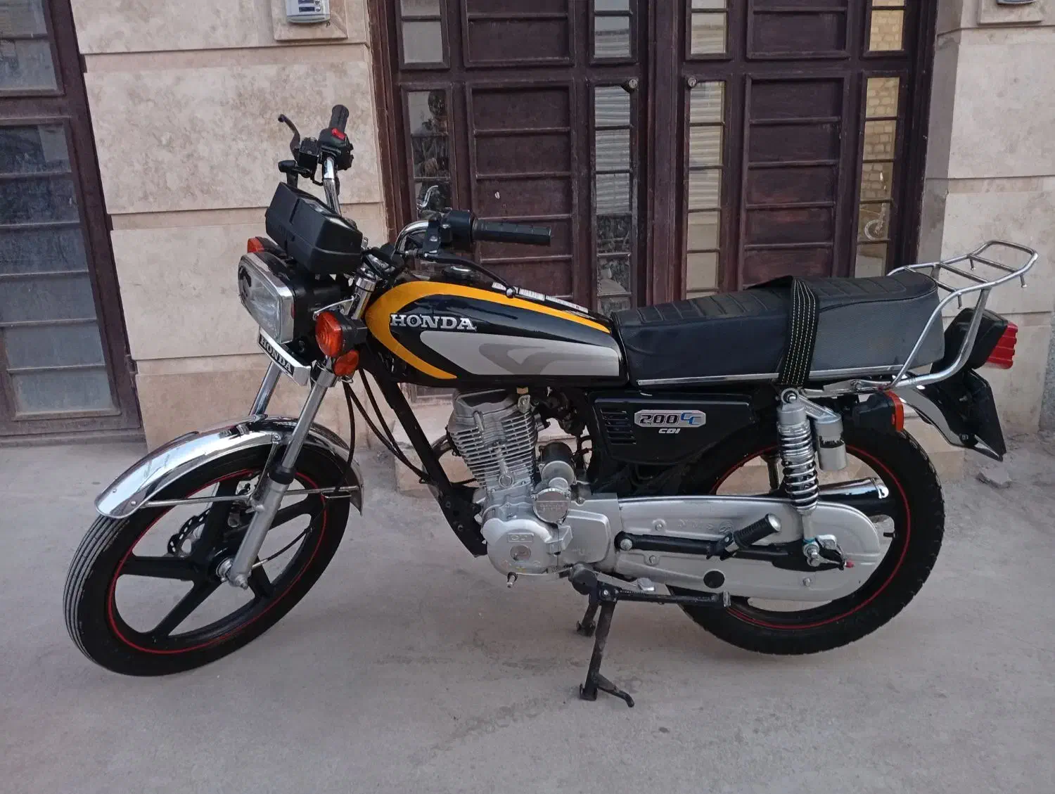 200|موتورسیکلت|کاشان, شهرک انقلاب|دیوار