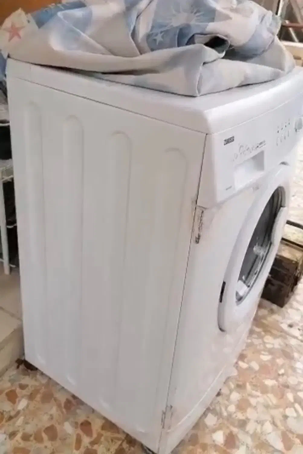 ماشین لباسشویی ۵‌کیلویی|ماشین لباسشویی و خشک‌کن لباس|گوراب زرمیخ, |دیوار