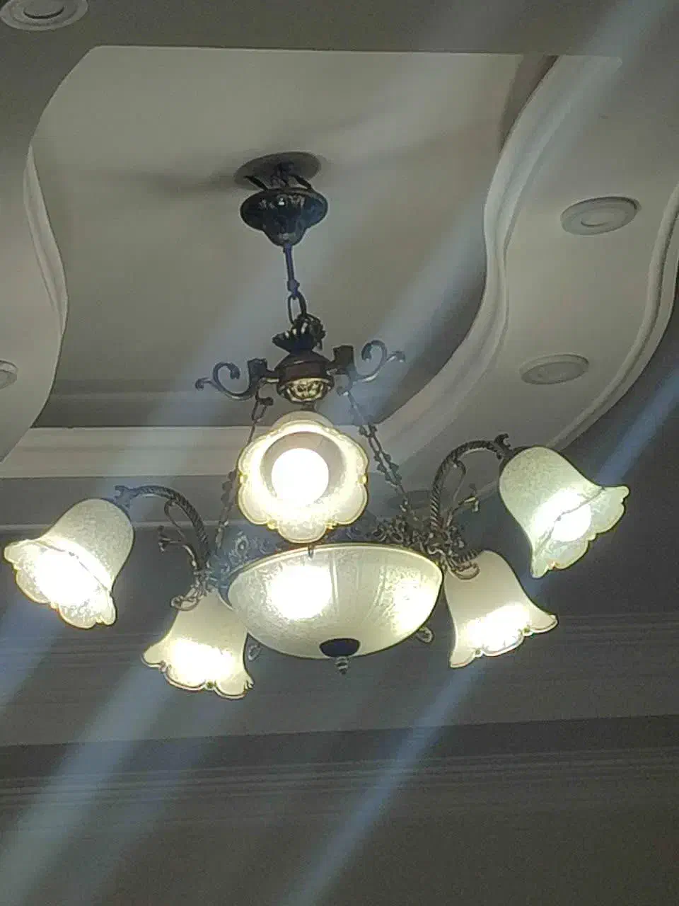 لوستر|لوستر و چراغ آویز|اسلام‌شهر, مطهری|دیوار