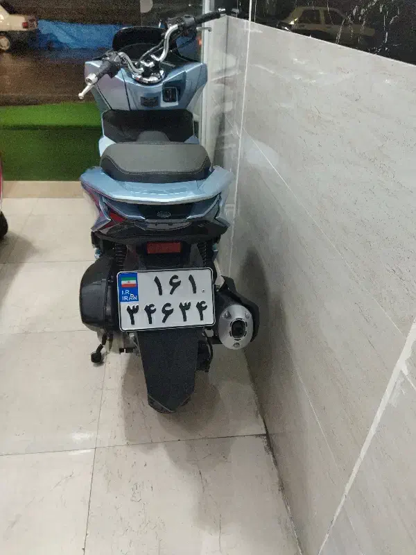 پی سی ایکس 160سی سی|موتورسیکلت|چالوس, |دیوار