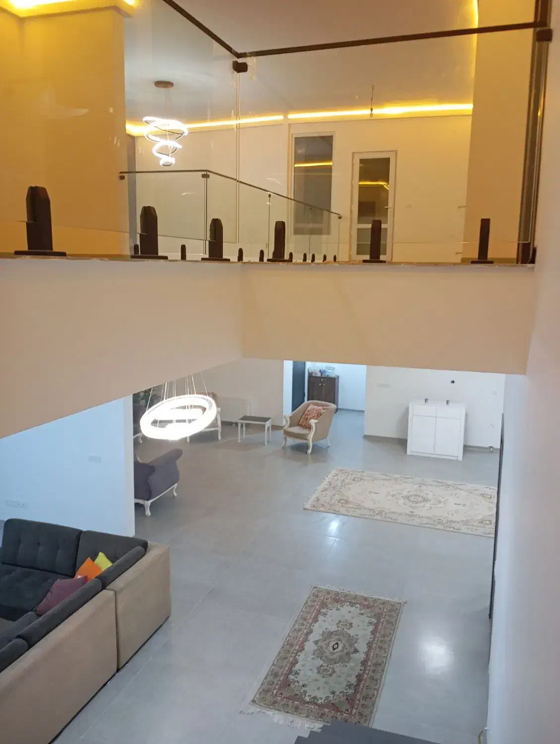 ویلای دوبلکس سالن بزرگ استخر سرپوشیده مهراباد|اجارهٔ کوتاه‌مدت ویلا و باغ|پردیس, فاز ۱|دیوار