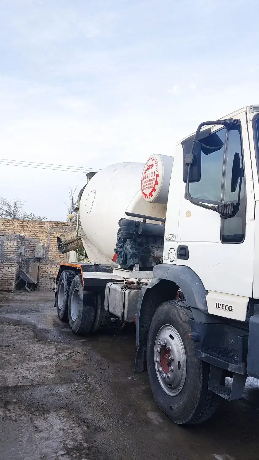 ایویکو ۳۸۰ میکسر|خودرو سنگین|نکا, |دیوار