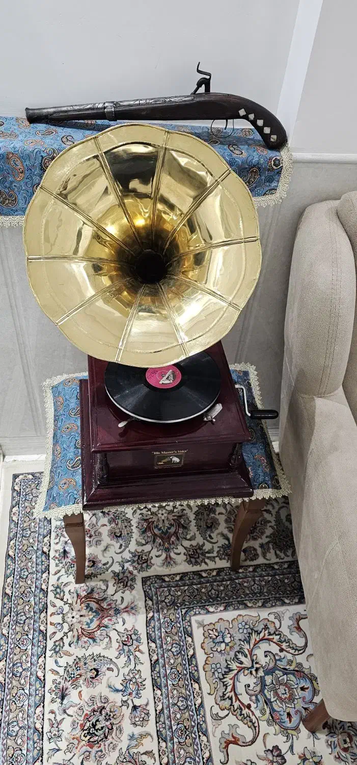 وسایل آنتیک و قدیمی ویژه شب یلدا|کلکسیون اشیاء عتیقه|یزد, |دیوار