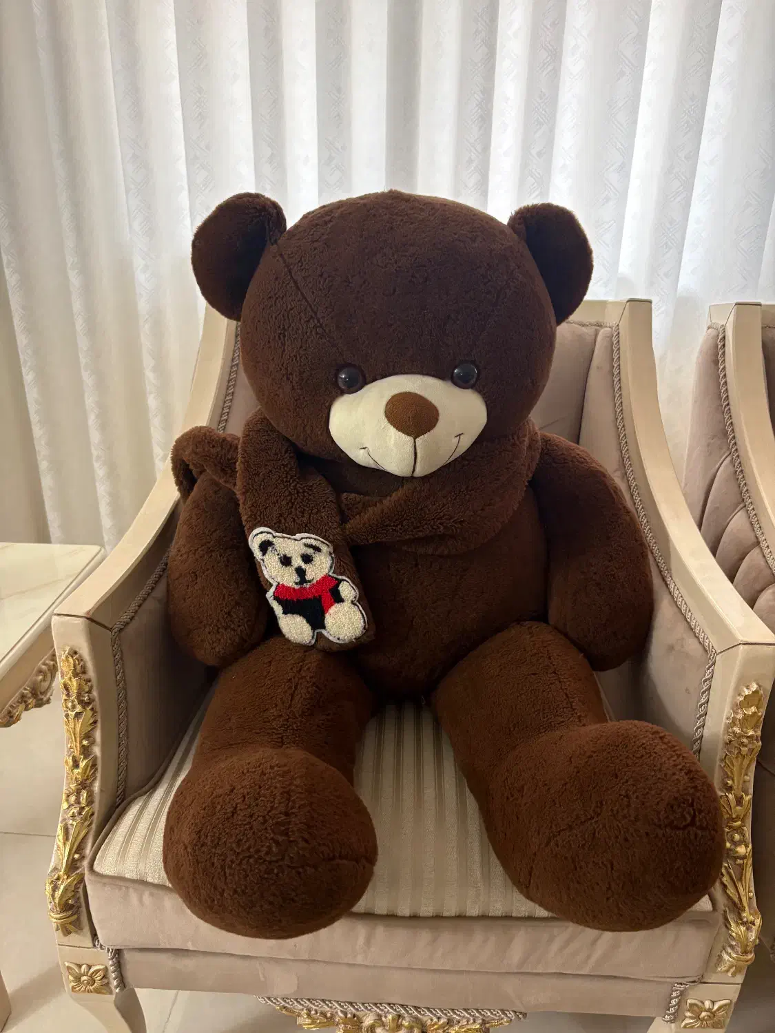 عروسک|اسباب‌‌بازی|نظرآباد, نظرآباد|دیوار