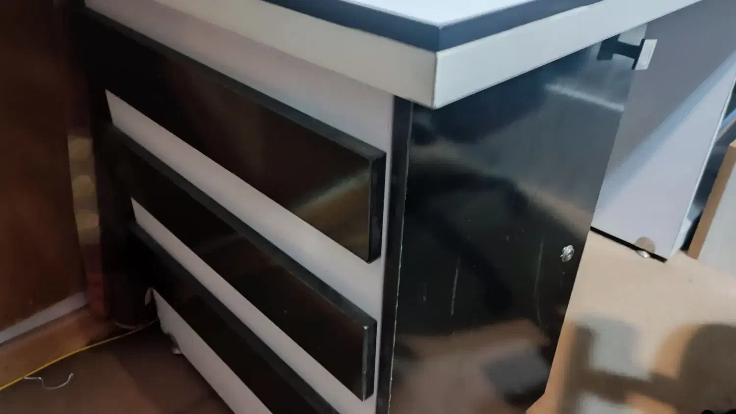 میز کامپیوتر ۱۵۰ در ۷۰ بزرگ|میز تحریر و کامپیوتر|شیراز, معالی‌آباد|دیوار