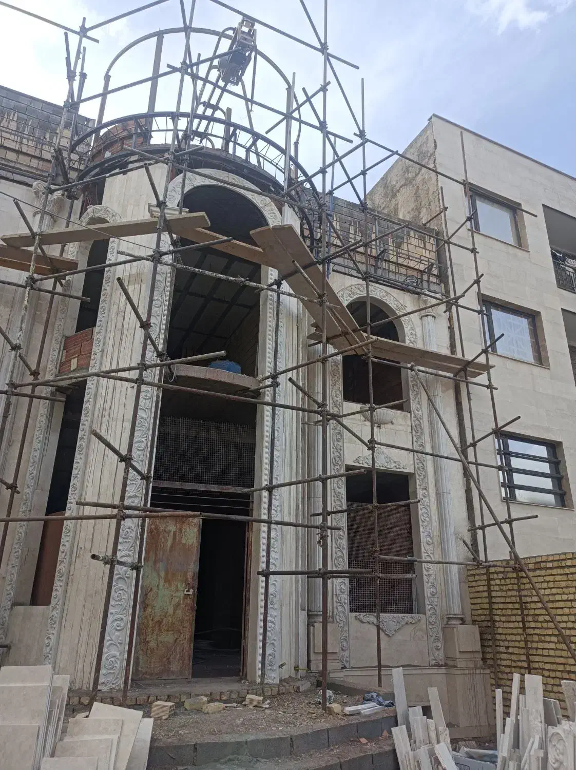 کارگر داربست فلزی ساختمان|استخدام معماری، عمران و ساختمانی|خمین, |دیوار