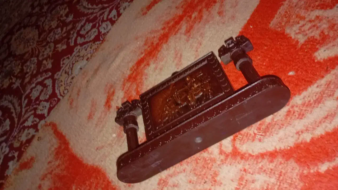 مینی دیوارکوب پلی استرپیروزی ایران برامپراطوری روم|کلکسیون اشیاء عتیقه|قم, باغ شریفی|دیوار