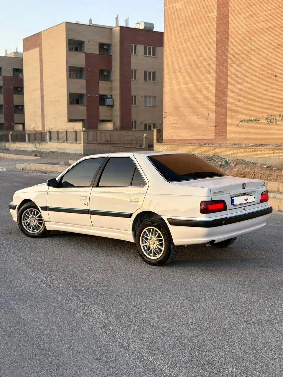 پژو پارس 1402|خودرو سواری و وانت|نجفآباد, طالقانی|دیوار