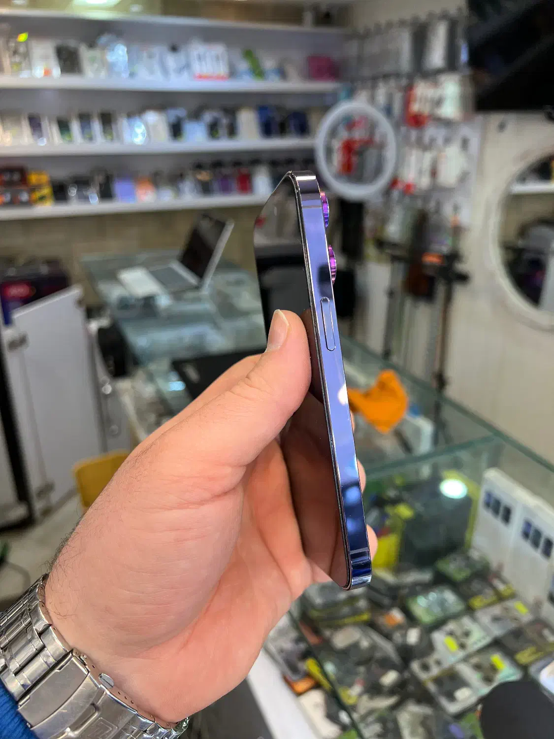 Iphone 14 pro|موبایل|رشت, استادسرا|دیوار