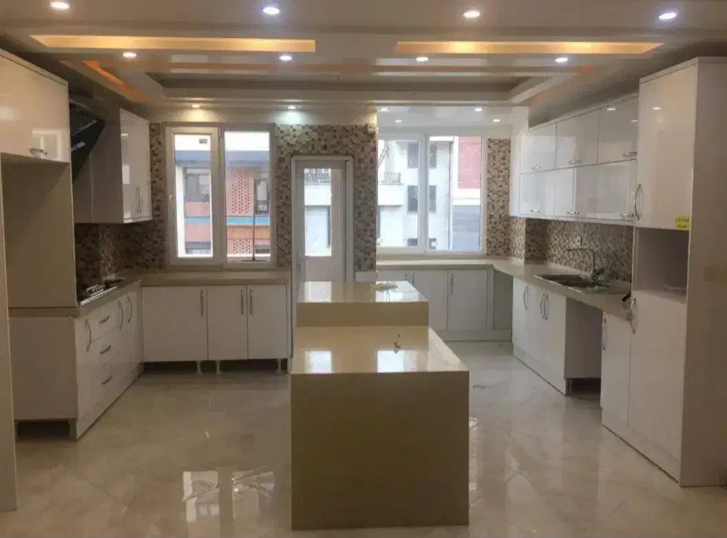 ۱۰۸متری ۲خوابه فول سرایدارمقیم