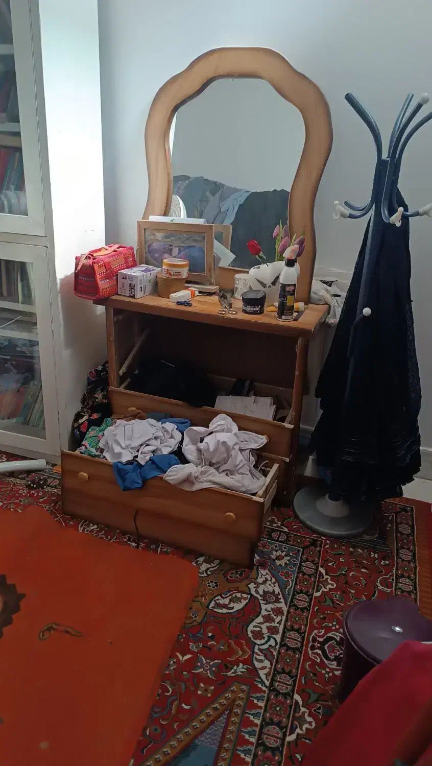 دراور|جاکفشی، کمد، دراور|فیروزآباد (فارس), |دیوار