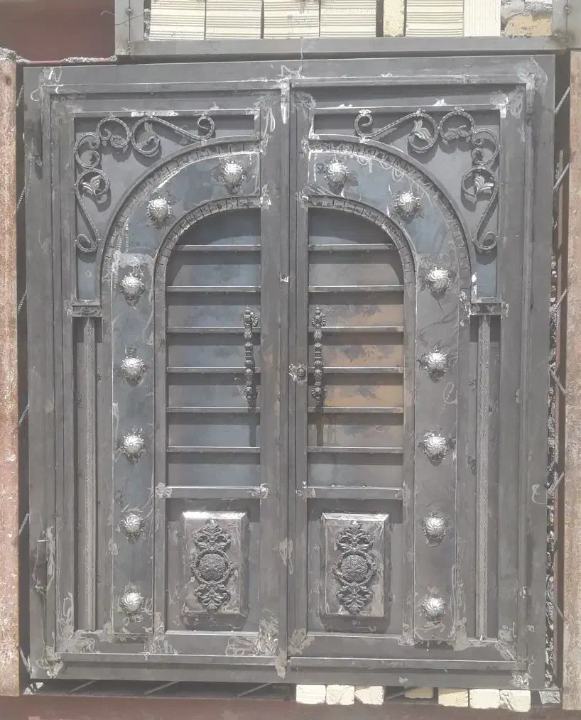 استخدام کارآموز جوشکاری با آموزش رایگان|استخدام صنعتی، فنی، مهندسی|کرمانشاه, |دیوار