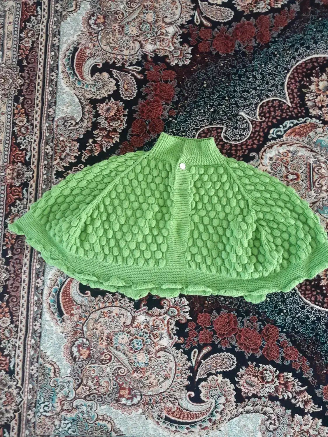 شنل کاموا|لباس|ارومیه, |دیوار