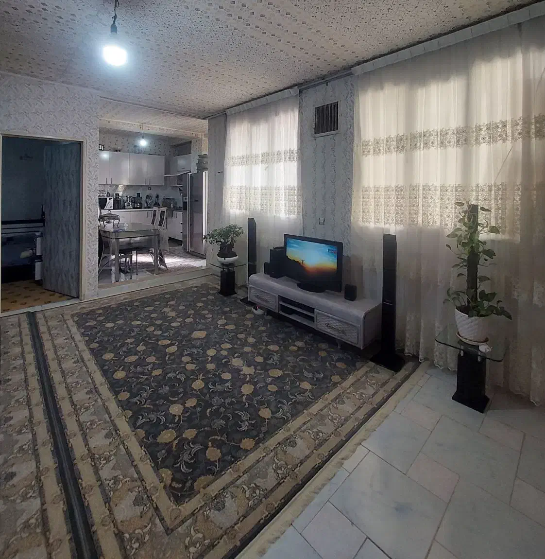 آپارتمان ۶۳متری طبقه۳ / غرق در نور/ خیابان اتحاد|فروش آپارتمان|محمدشهر, سیدآباد|دیوار