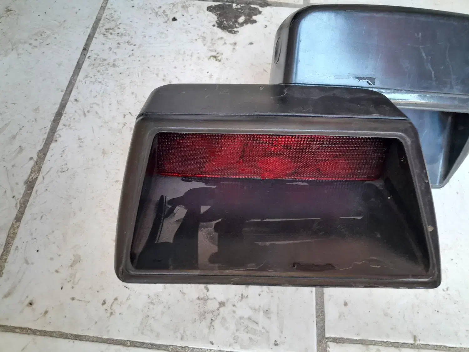 چراغ عقب|قطعات یدکی و لوازم جانبی|قزوین, |دیوار