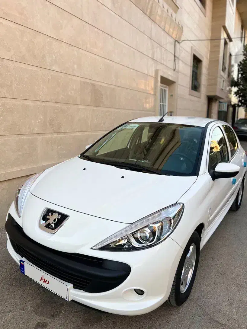 207 سقف فلز tu5|خودرو سواری و وانت|شیراز, شهرک گلستان شمالی|دیوار