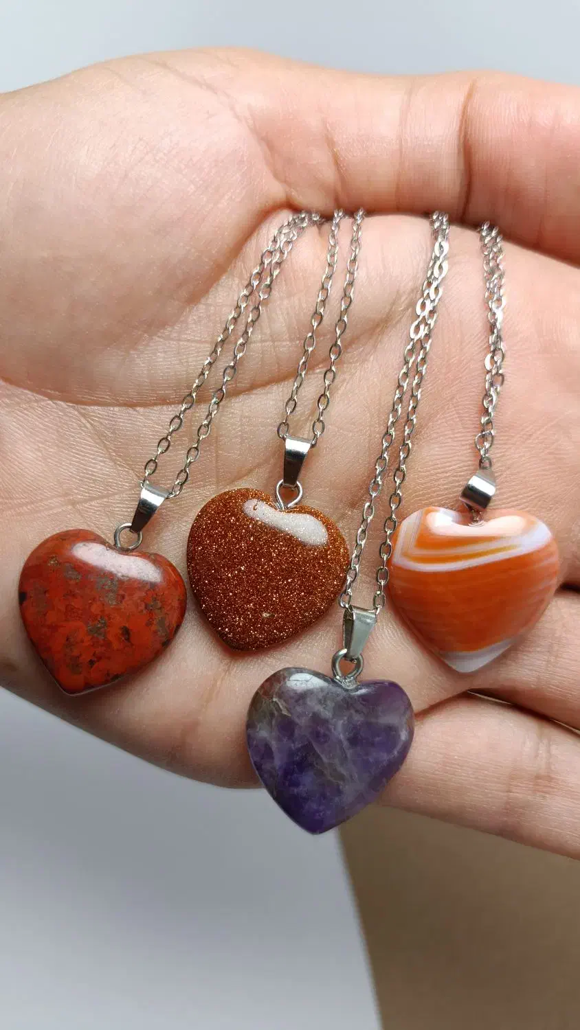 گردنبندسنگ قلبی ومنشوری،حلقه های عقیق|جواهرات|شیراز, کاراندیش|دیوار