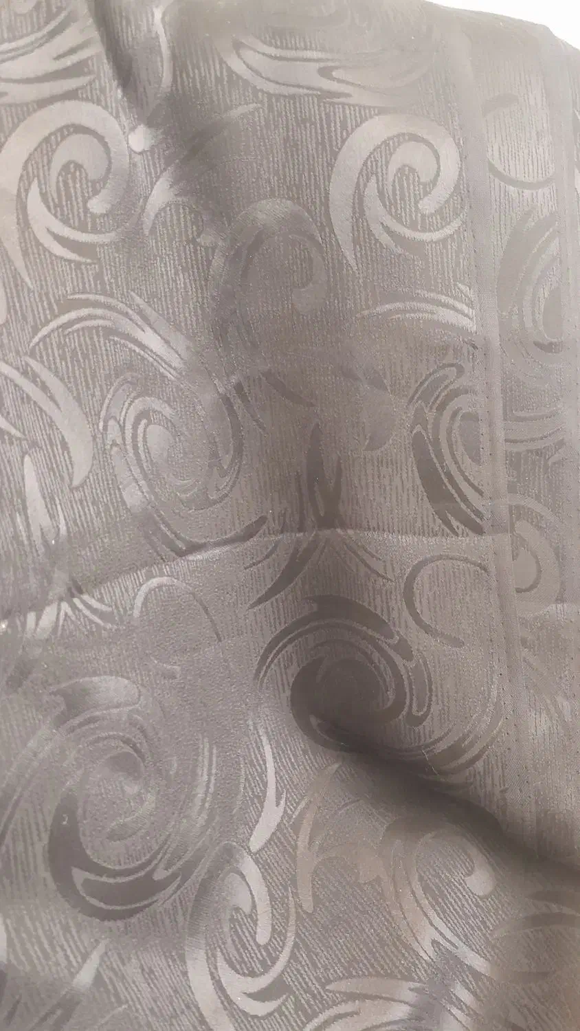 چادر مشکی|لباس|خمینیشهر, |دیوار