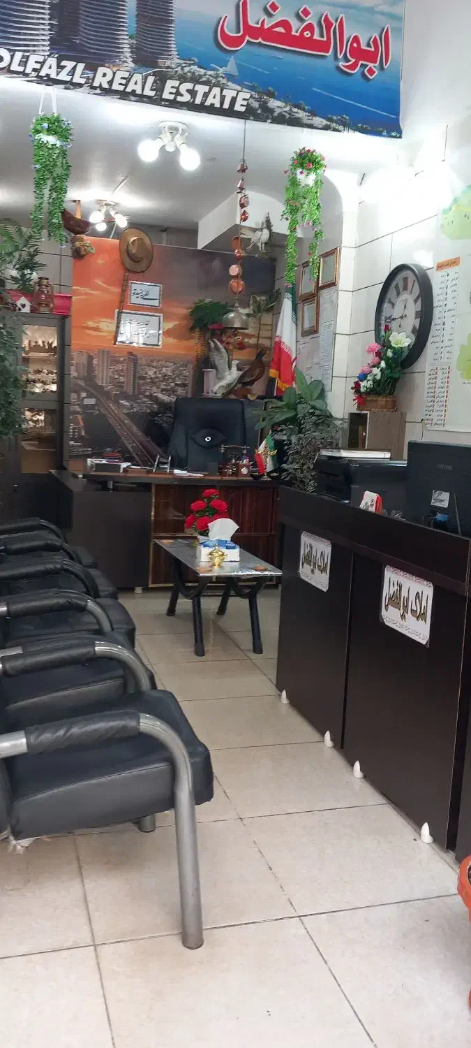 اجاره مغازه دوکله نزدیک استخر از املاک ابوالفضل|اجارهٔ مغازه و غرفه|لاهیجان, کوی خزر|دیوار