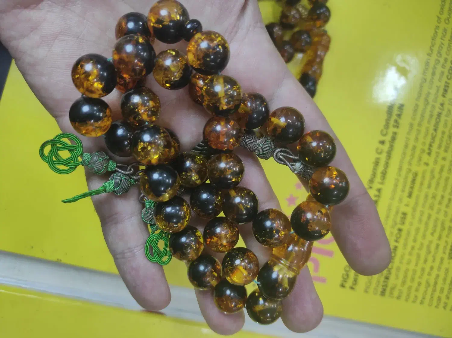 تسبیح کهربا لیتوانی|جواهرات|شاهین‌شهر, عطار|دیوار