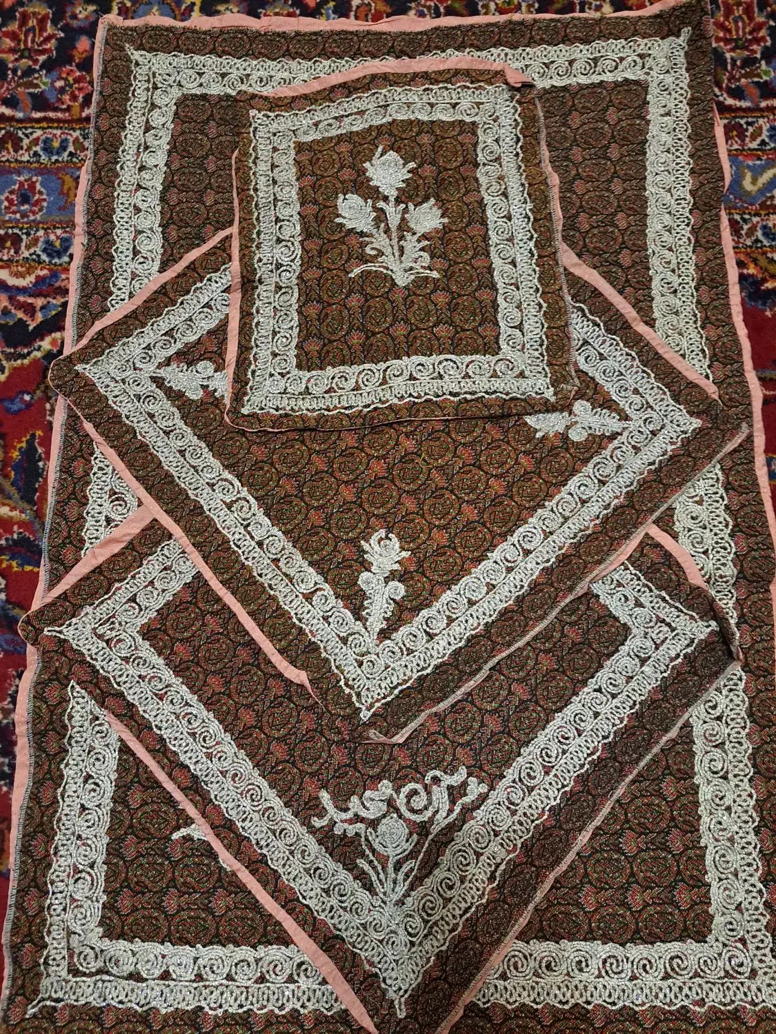 جانماز کاملا نو|کلکسیون اشیاء عتیقه|شیراز, رحمت‌آباد|دیوار