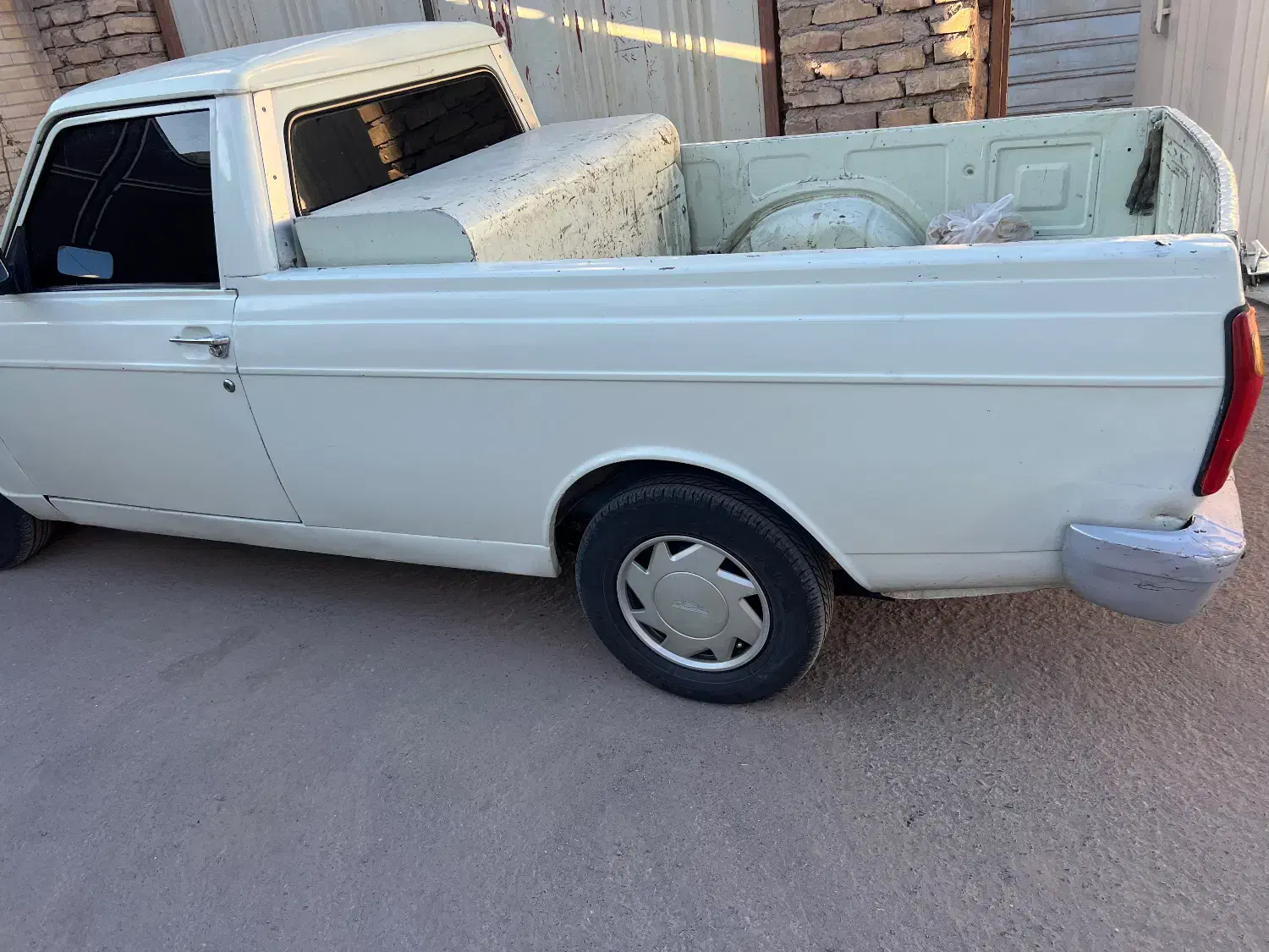 پیکان وانت|خودرو سواری و وانت|بردسیر, |دیوار