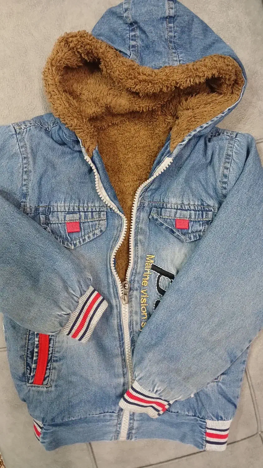 کاپشن پسرانه ۳ ساله رایگان|کفش و لباس بچه|خرمدره, |دیوار