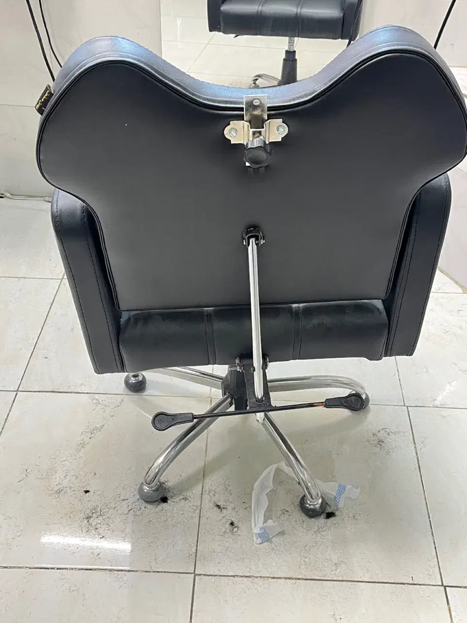 صندلی اریشگاهی جک دار|آرایشگاه و سالن‌های زیبایی|سنندج, |دیوار