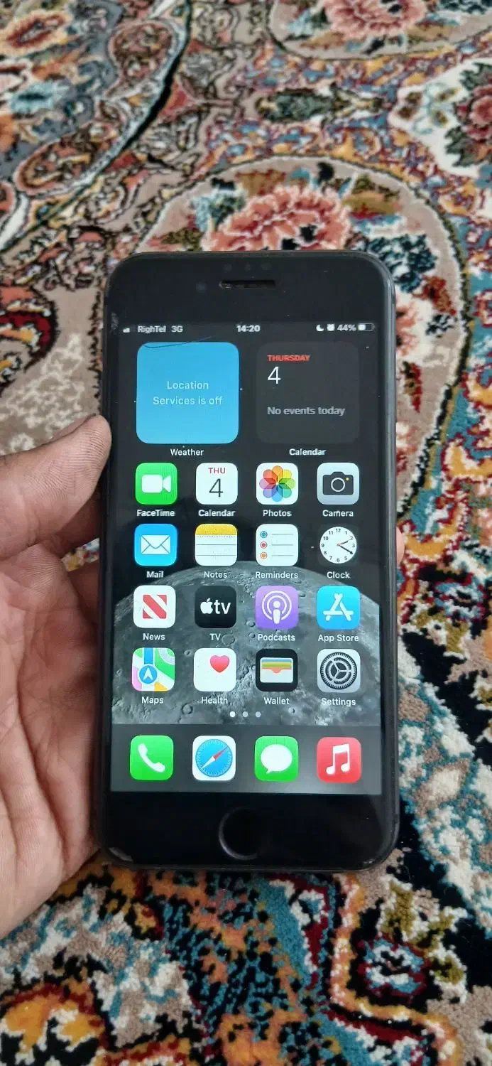 اپل iPhone 8 با حافظهٔ ۶۴ گیگابایت|موبایل|اصفهان, شهرک قدس|دیوار