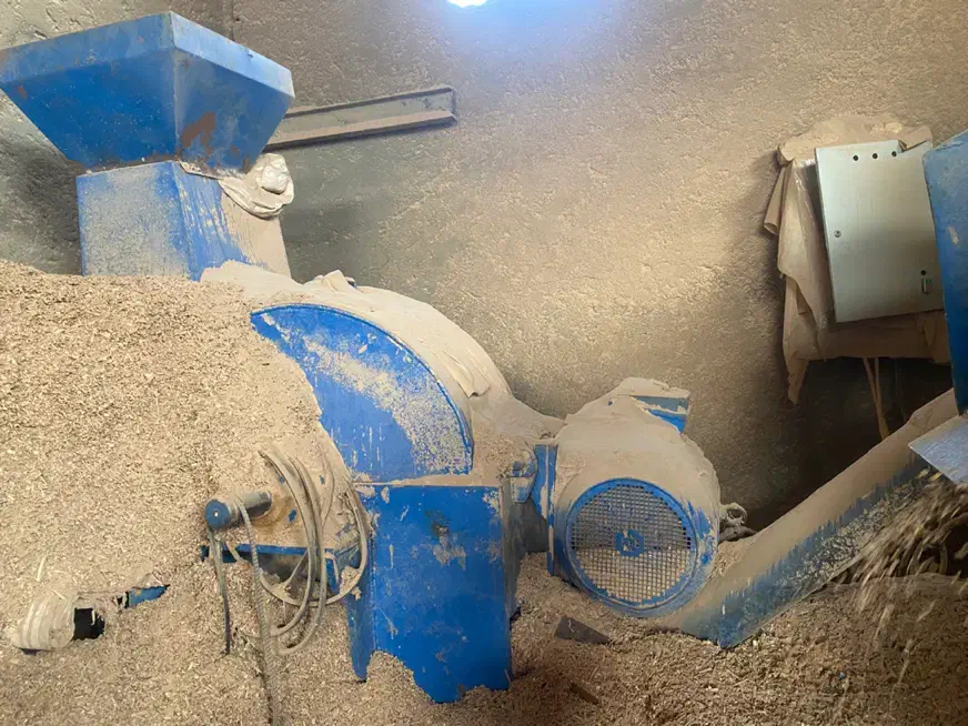 اسیاب چکشی|ماشین‌آلات صنعتی|قم, کوه سفید|دیوار