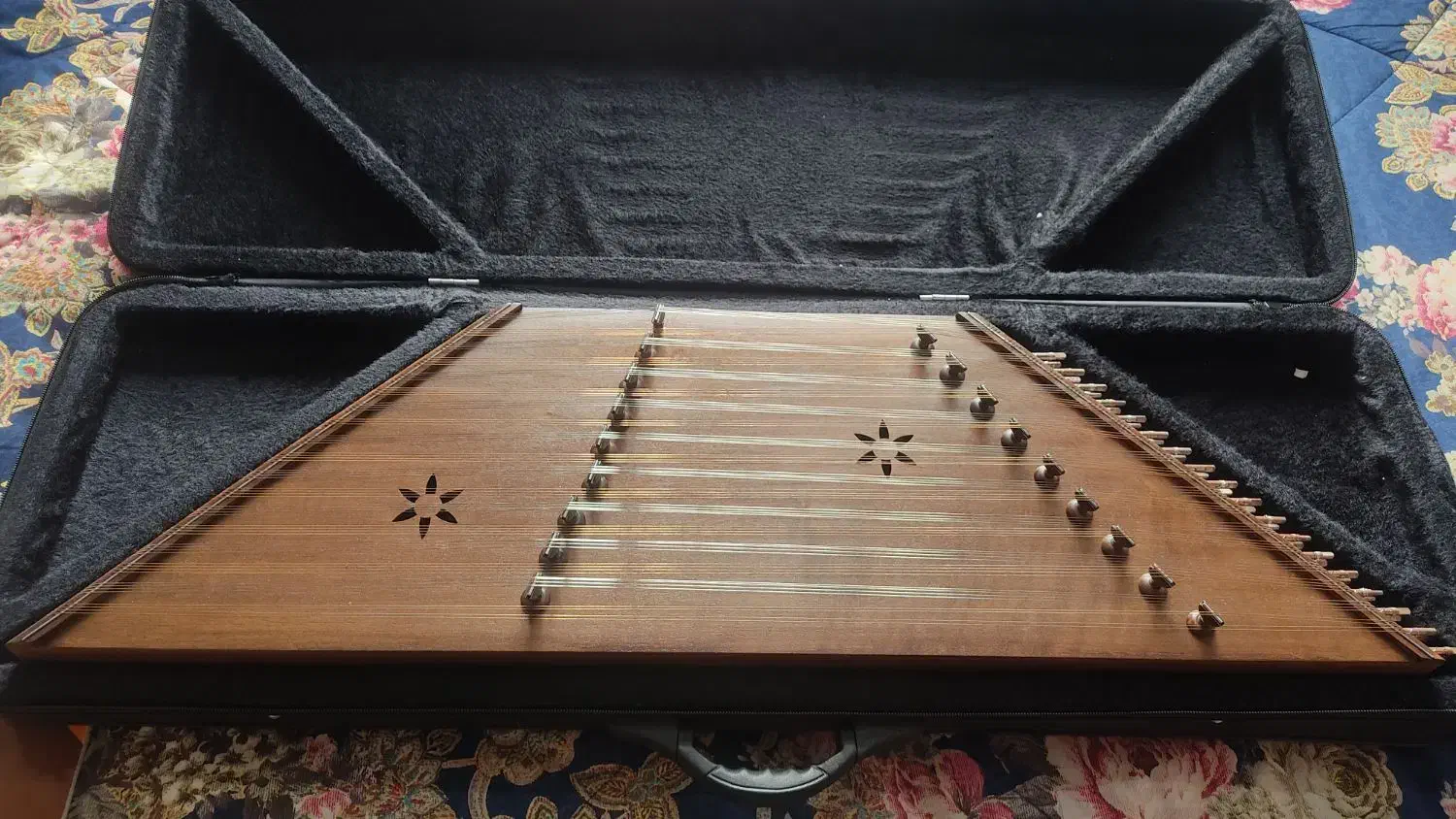 سنتور در حد نو|سازهای سنتی|گنبد کاووس, |دیوار