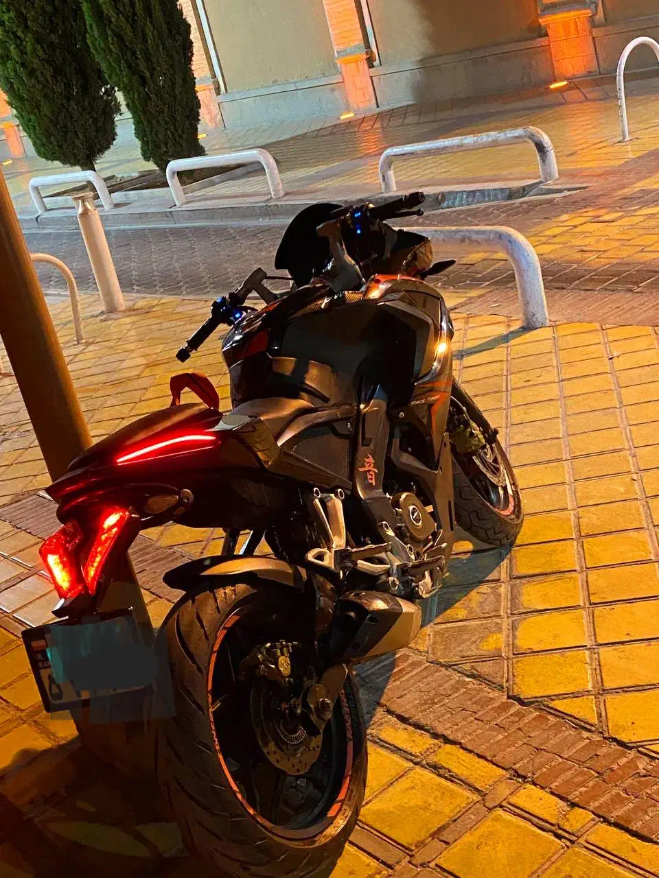 rs200|موتورسیکلت|اصفهان, هفتون|دیوار