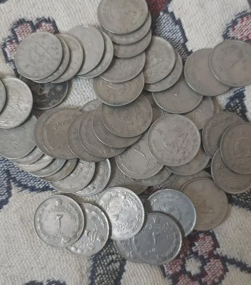 سکه یک ریالی و دو ریالی|کلکسیون سکه، تمبر، اسکناس|شیراز, شاپورجان|دیوار