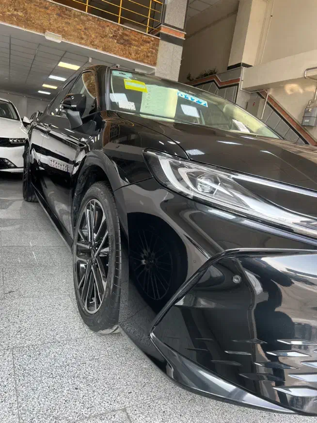 تویوتا کمری پرمیوم هایبرید ۲۰۲۵|خودرو سواری و وانت|تهران, سعادت‌آباد|دیوار