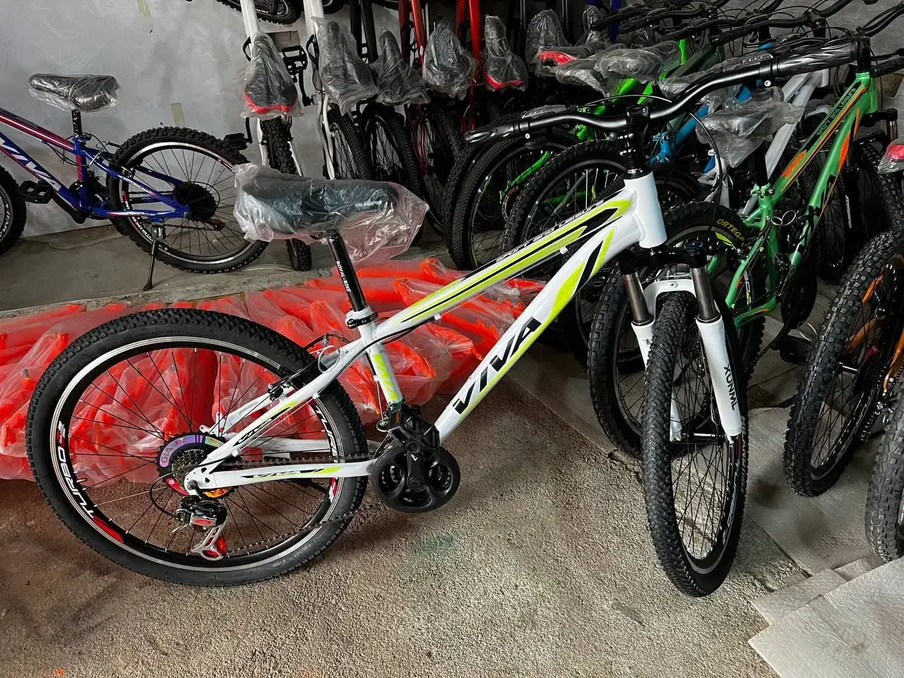 +فروش دوچرخه بابهترین قیمت// سایز ۲۶ ۲۴ ۲۰ ۱۶|دوچرخه، اسکیت، اسکوتر|مشکین‌دشت, |دیوار